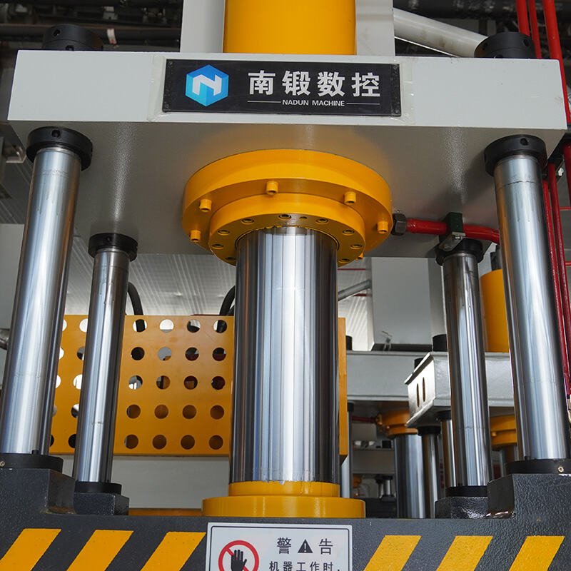 Nadun 100 Ton metal deep drawing machine manufacture