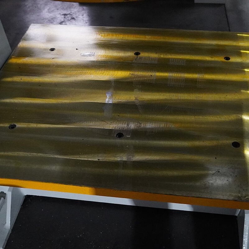 120 ton hydraulic forklift solid tire press machine with lift arm manufacture